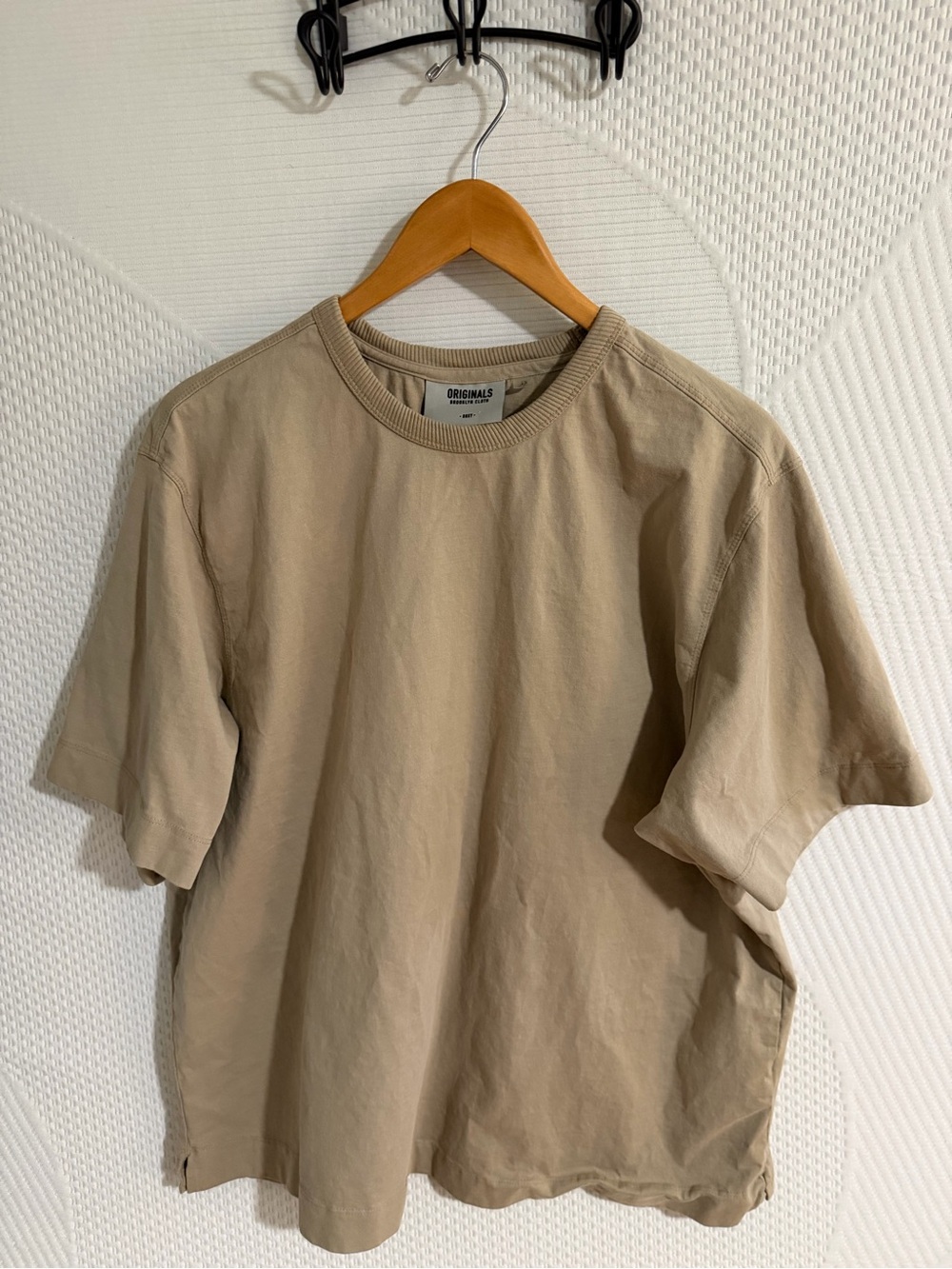 Brooklyn Cloth Beige Short Sleeve Crew Neck Tee